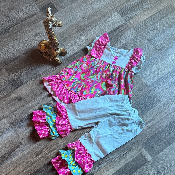 Other - Pink and White Kids Bottoms